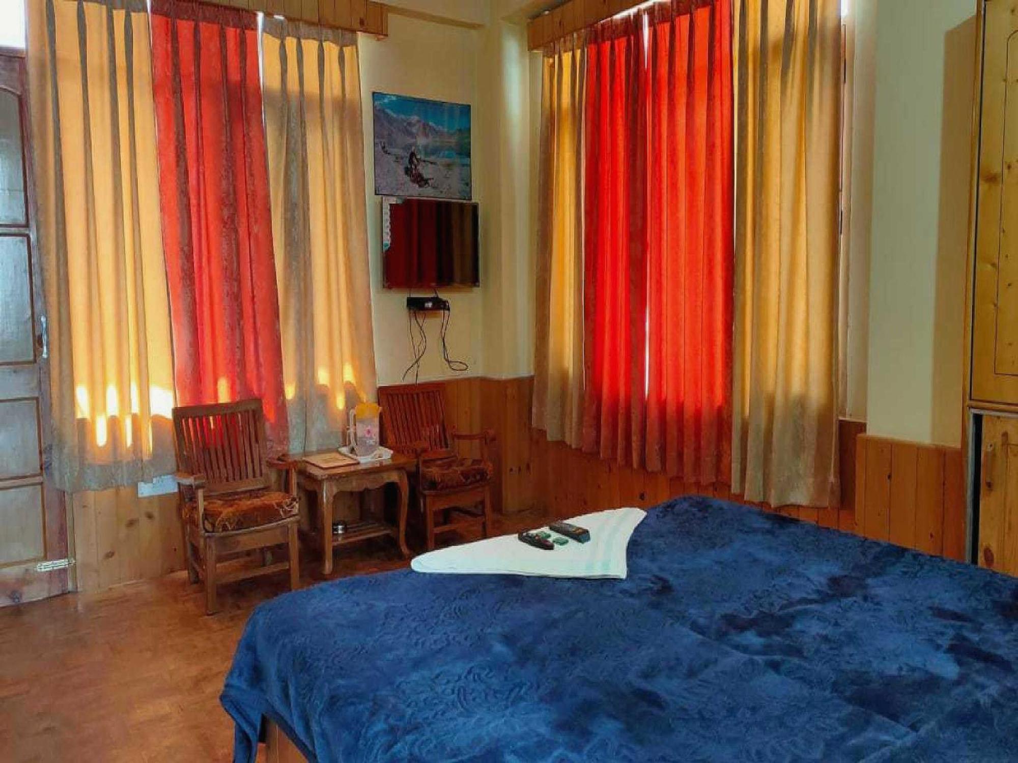 מנאלי Hotel O Antriksh Cottage מראה חיצוני תמונה