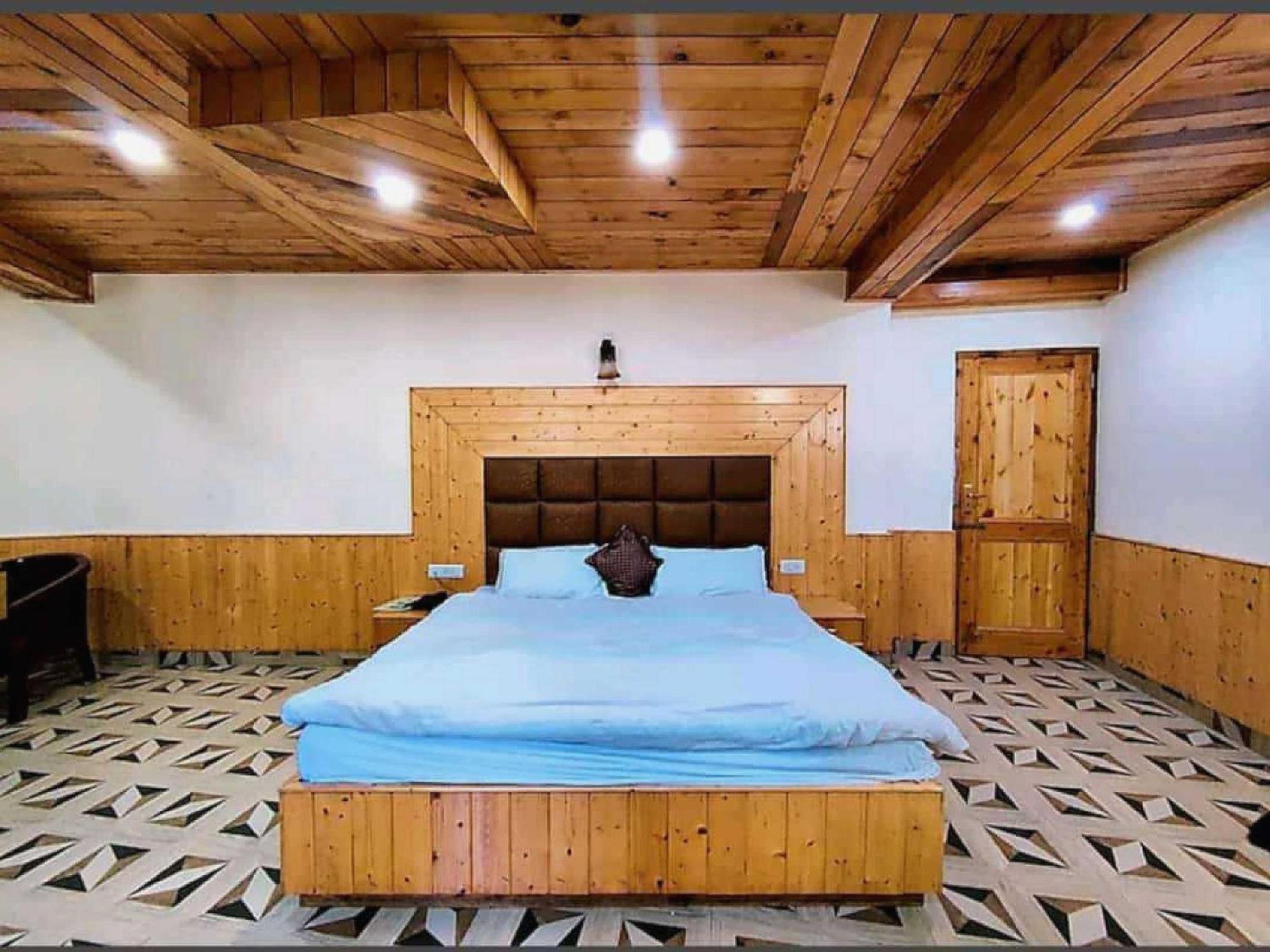 מנאלי Hotel O Antriksh Cottage מראה חיצוני תמונה