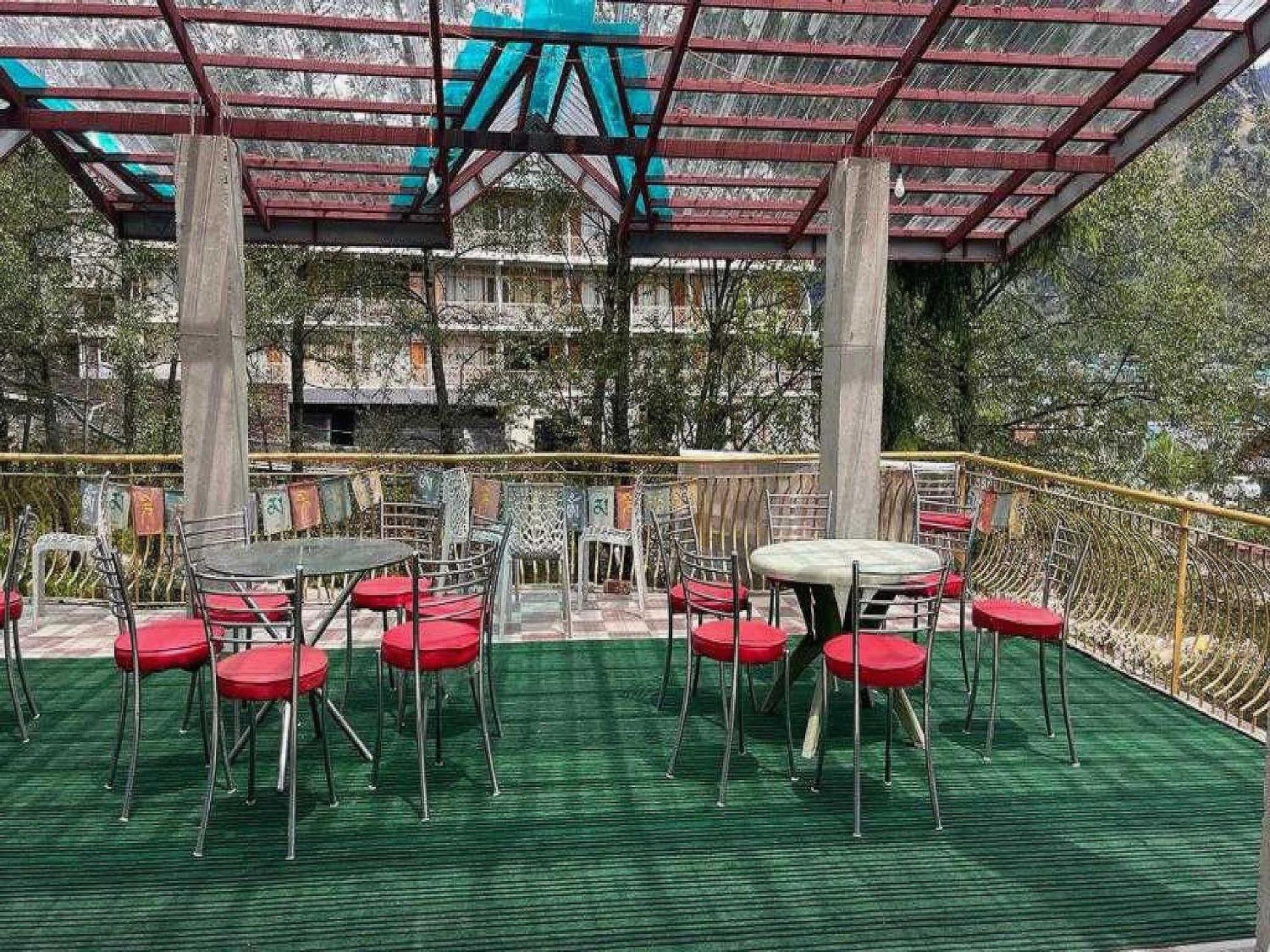 מנאלי Hotel O Antriksh Cottage מראה חיצוני תמונה