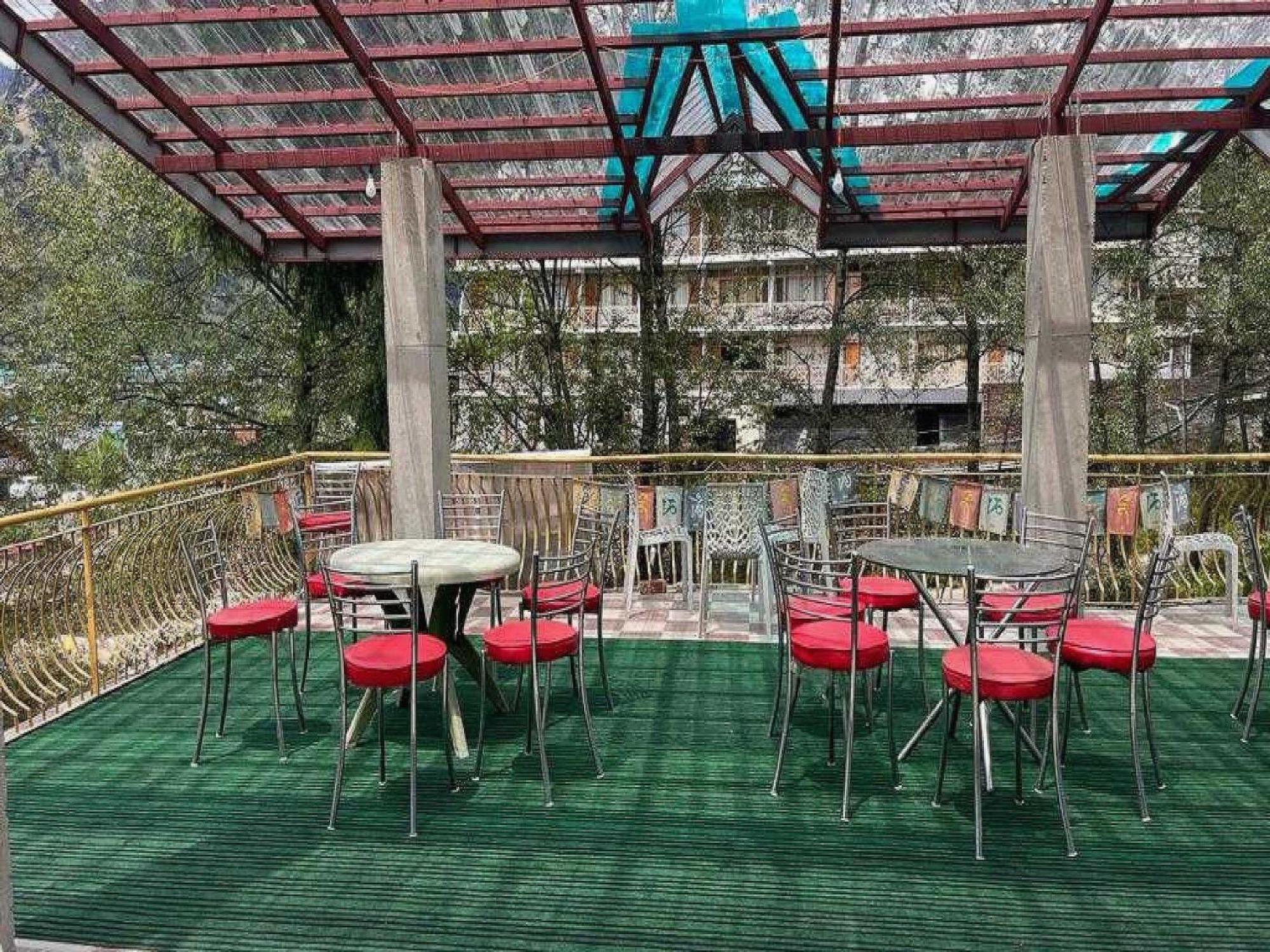 מנאלי Hotel O Antriksh Cottage מראה חיצוני תמונה